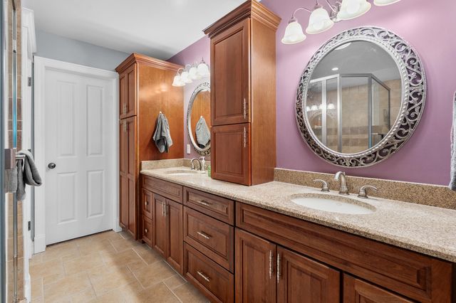 6891 Shallowford Way, Portage City, MI 49024