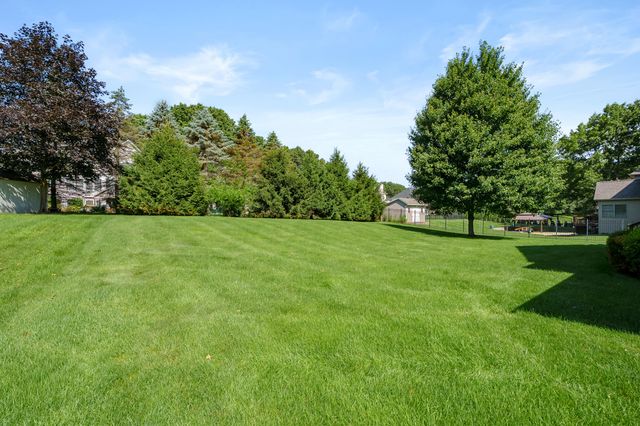 6891 Shallowford Way, Portage City, MI 49024