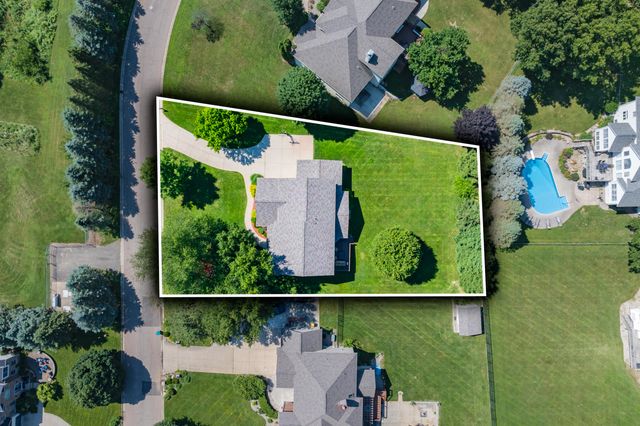 6891 Shallowford Way, Portage City, MI 49024