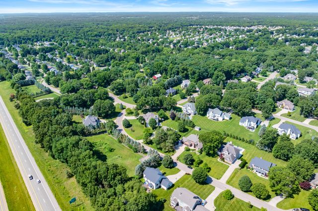 6891 Shallowford Way, Portage City, MI 49024