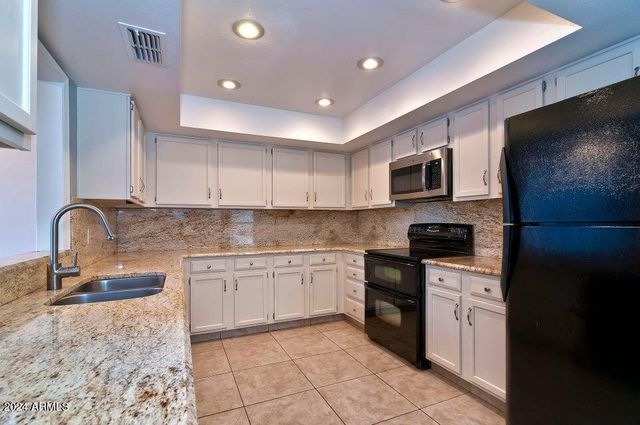 7682 E PLEASANT Run, Scottsdale, AZ 85258