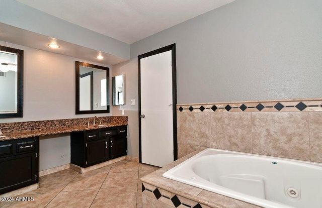7682 E PLEASANT Run, Scottsdale, AZ 85258