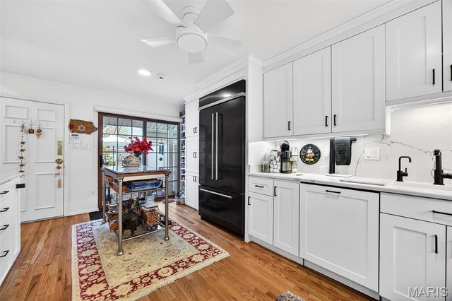 15066 Green Circle Drive, Chesterfield, MO 63017