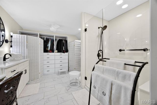 15066 Green Circle Drive, Chesterfield, MO 63017