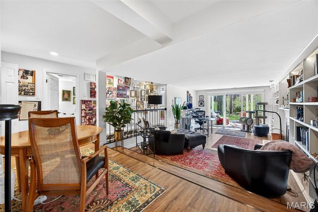 15066 Green Circle Drive, Chesterfield, MO 63017