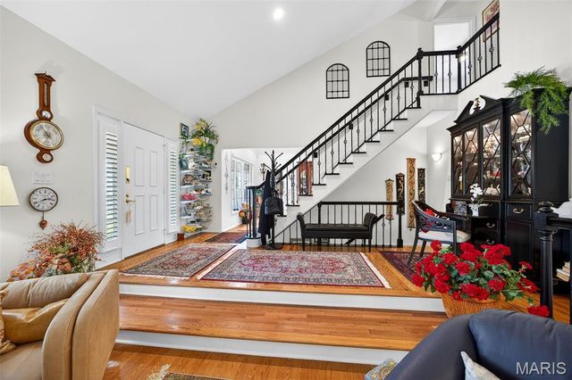 15066 Green Circle Drive, Chesterfield, MO 63017