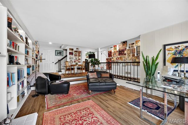 15066 Green Circle Drive, Chesterfield, MO 63017