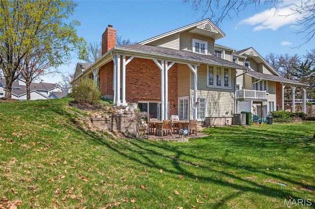 15066 Green Circle Drive, Chesterfield, MO 63017