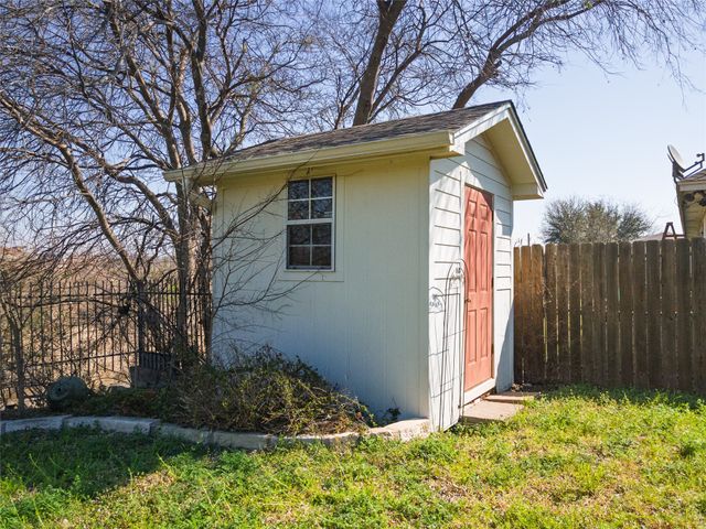 2005 Excel Drive, Killeen, TX 76542