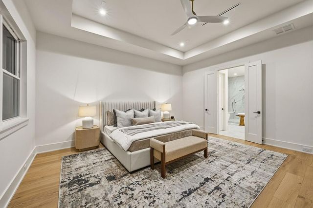 4441 Valerie Street, Bellaire, TX 77401