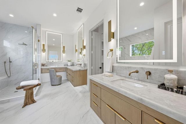 4441 Valerie Street, Bellaire, TX 77401