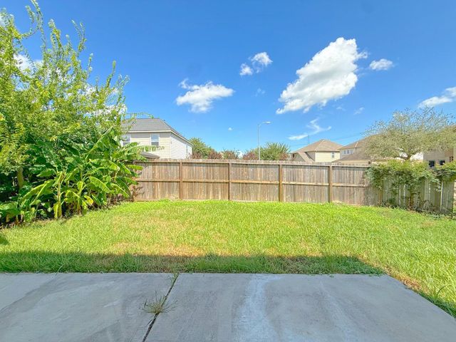 7902 Sesame Street, Baytown, TX 77521