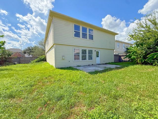 7902 Sesame Street, Baytown, TX 77521