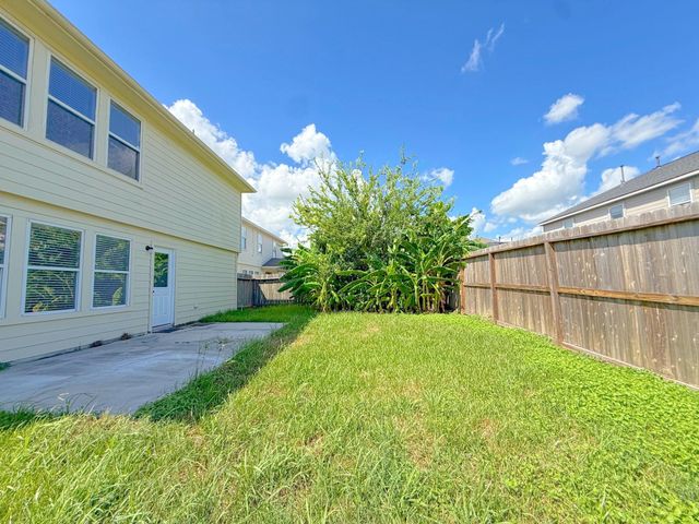 7902 Sesame Street, Baytown, TX 77521