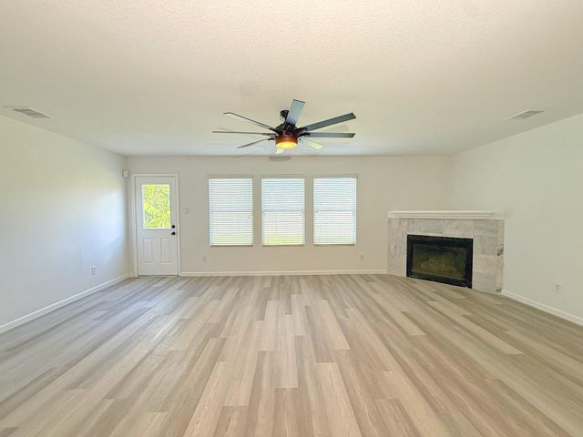 7902 Sesame Street, Baytown, TX 77521