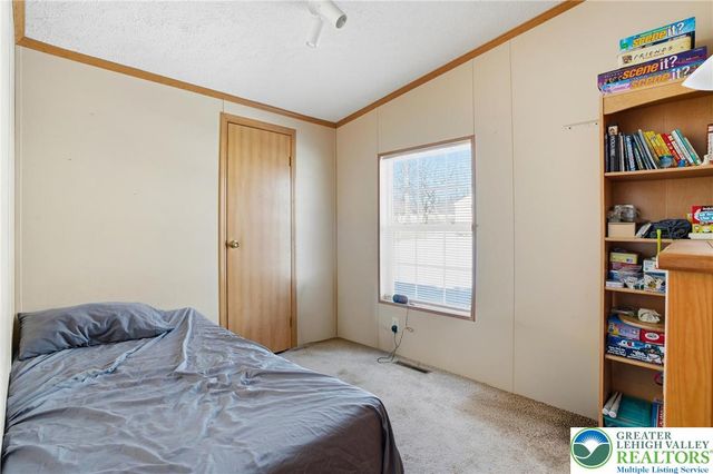 4234 Independence Lane, Lehigh Twp, PA 18088