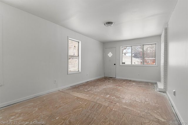 19551 Five Points Street, Redford Charter Township, MI 48240