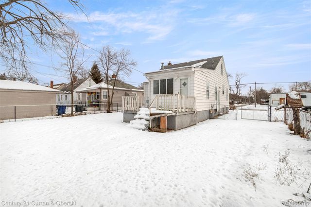 19551 Five Points Street, Redford Charter Township, MI 48240