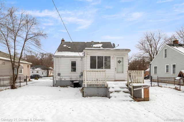 19551 Five Points Street, Redford Charter Township, MI 48240