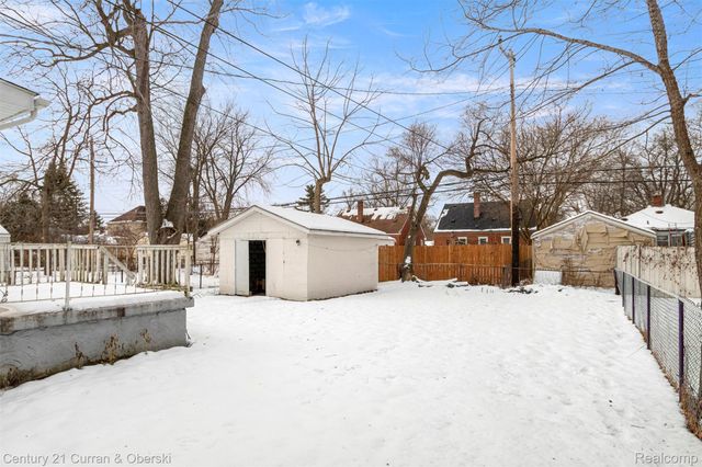 19551 Five Points Street, Redford Charter Township, MI 48240