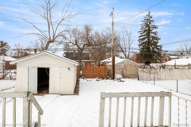 19551 Five Points Street, Redford Charter Township, MI 48240