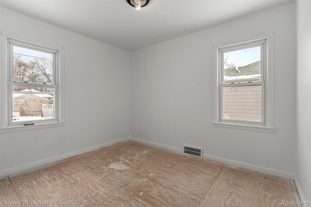 19551 Five Points Street, Redford Charter Township, MI 48240