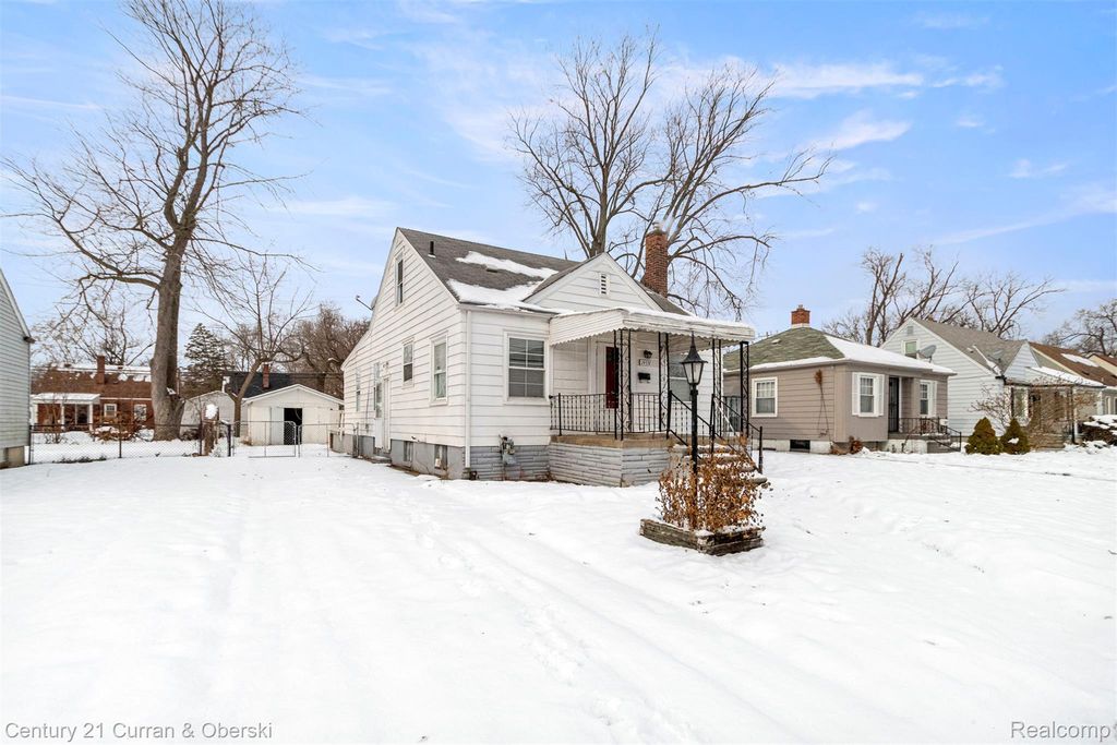 19551 Five Points Street, Redford Charter Township, MI 48240