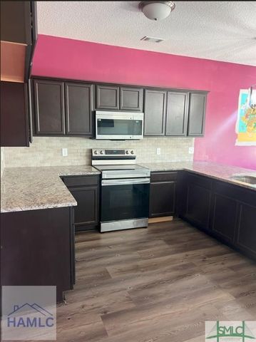 170 Joann Lewis Lane, Hinesville, GA 31313