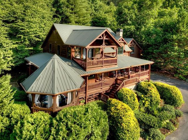 110 Green Valley Trail, Mineral Bluff, GA 30559