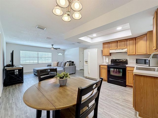 7022 W CRESTVIEW LANE, Crystal River, FL 34429
