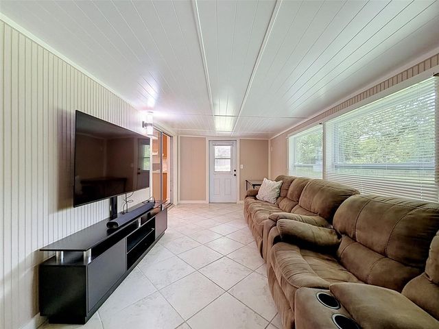 7022 W CRESTVIEW LANE, Crystal River, FL 34429