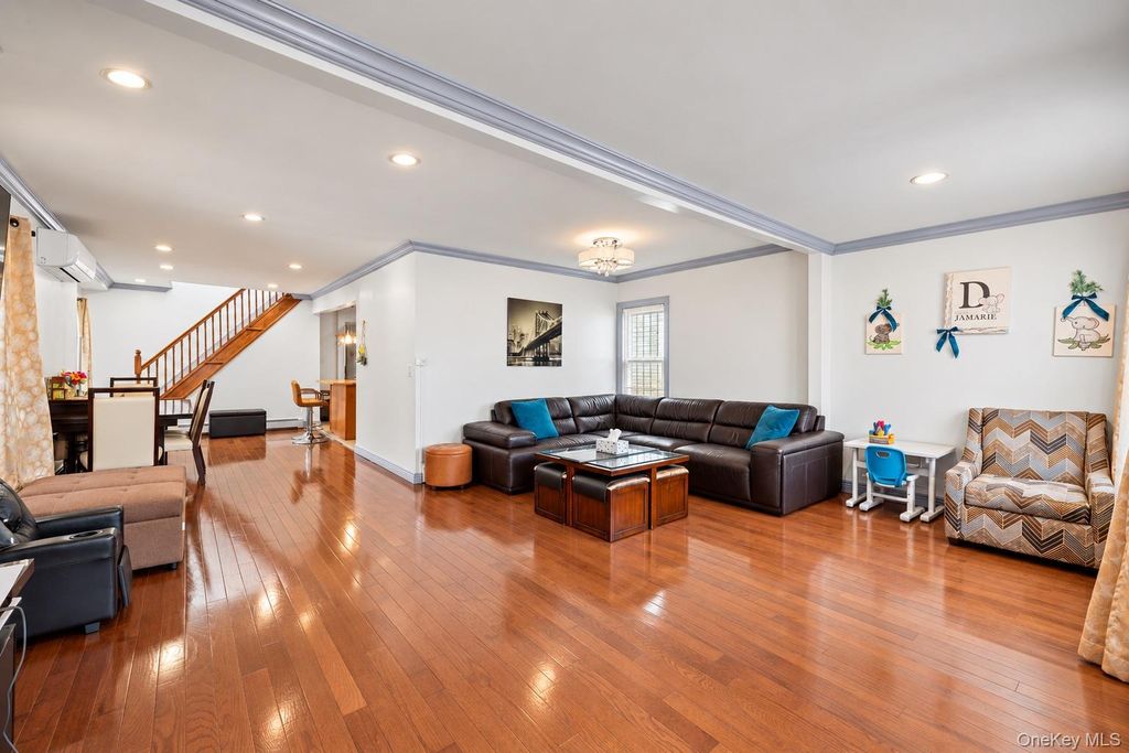 111-35 166th Street, Jamaica, NY 11433 — photo 3