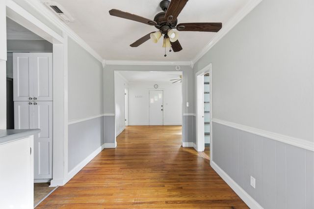 400 Lewis Street, Tallahassee, FL 32301