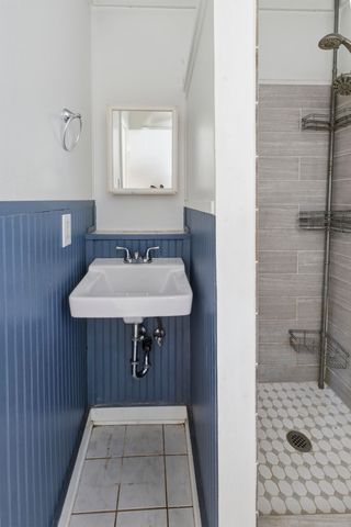 400 Lewis Street, Tallahassee, FL 32301