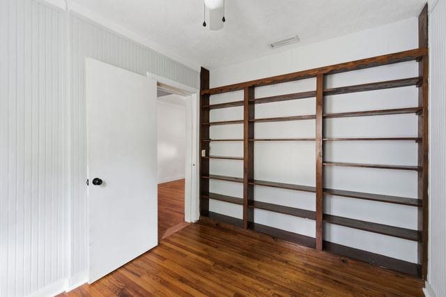 400 Lewis Street, Tallahassee, FL 32301