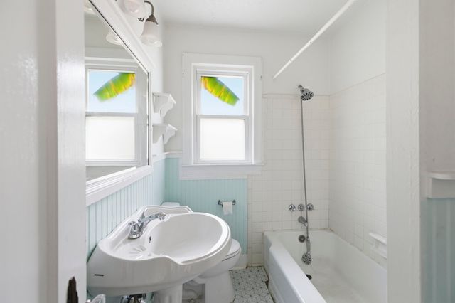 400 Lewis Street, Tallahassee, FL 32301