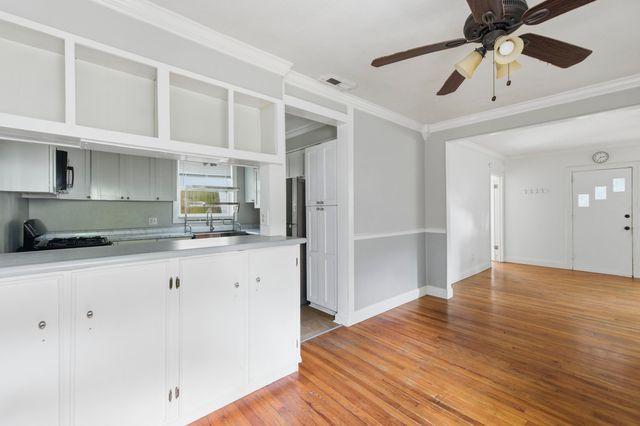 400 Lewis Street, Tallahassee, FL 32301