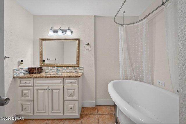 450 Lambert Avenue, Flagler Beach, FL 32136