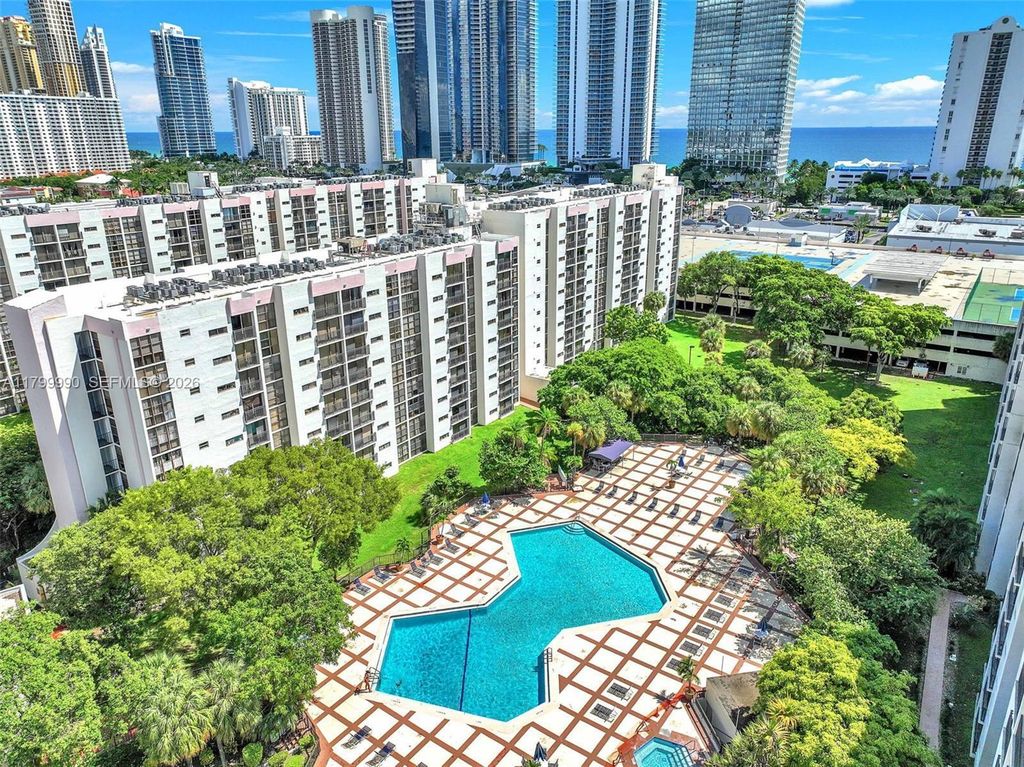 17021 N Bay Road 105, Sunny Isles Beach, FL 33160