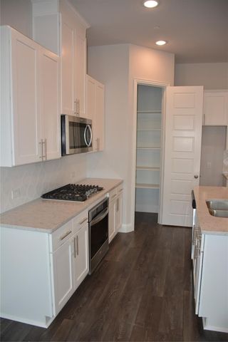 331 Colusa Drive, Lewisville, TX 75056