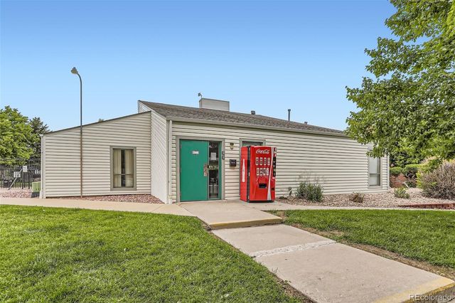 10150 E Virginia Avenue 4-301, Denver, CO 80247