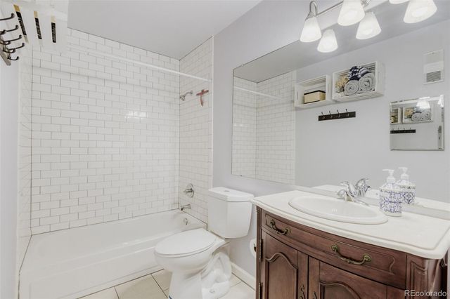 10150 E Virginia Avenue 4-301, Denver, CO 80247