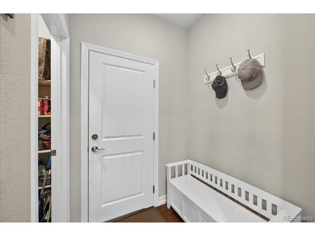 7315 S Robertsdale Way, Aurora, CO 80016