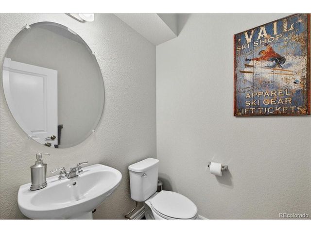 7315 S Robertsdale Way, Aurora, CO 80016