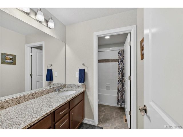 7315 S Robertsdale Way, Aurora, CO 80016