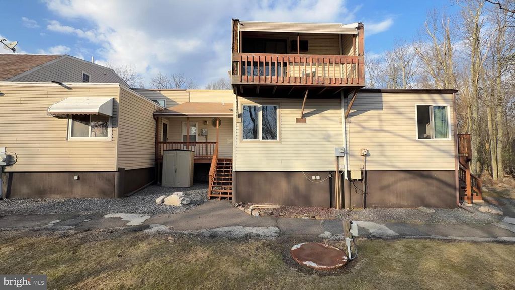 Image 1 of property listing at 13 PRINCESS DR, Zion Grove, PA 17985