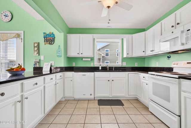 17 Sandpiper Drive, Ocean Isle Beach, NC 28469