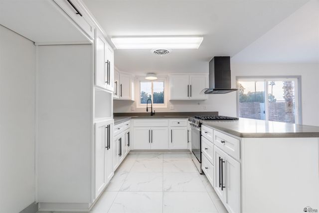 187 S San Clemente, Yuma, AZ 85364