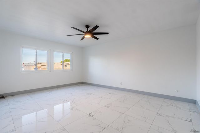 187 S San Clemente, Yuma, AZ 85364