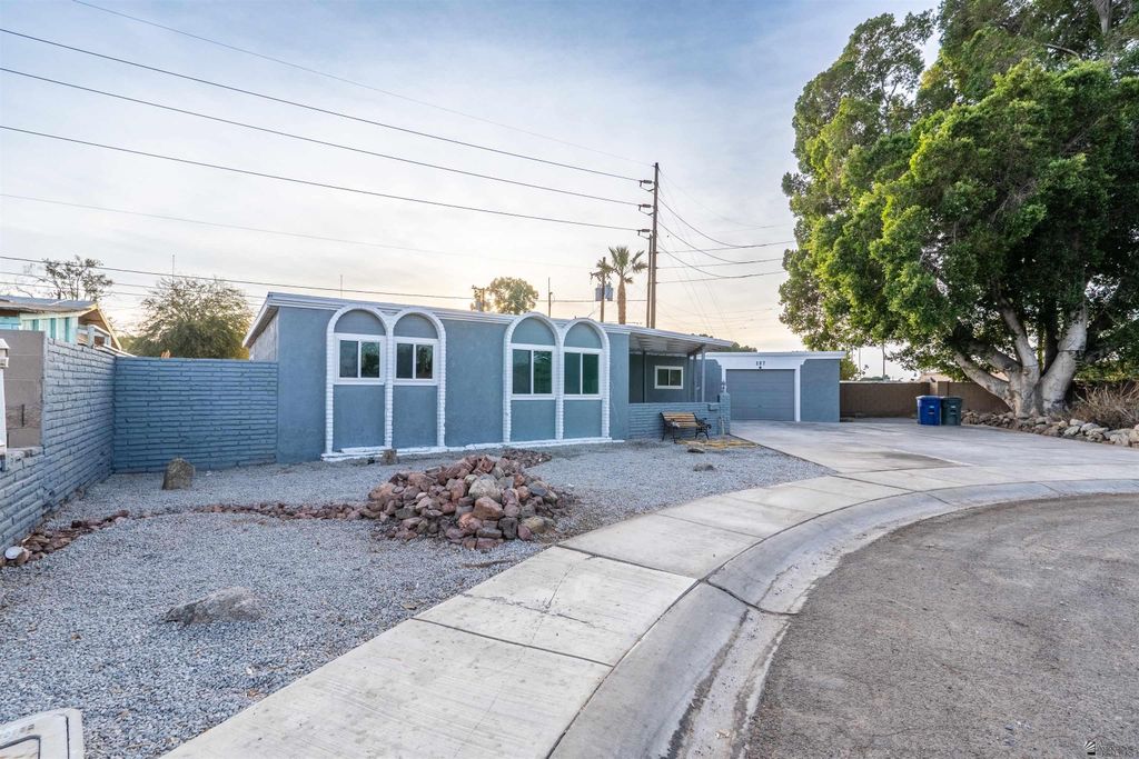 187 S San Clemente, Yuma, AZ 85364